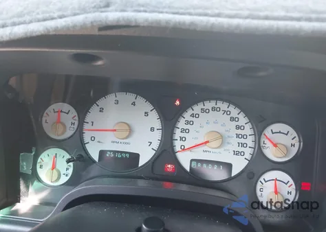 2003 Dodge Ram 1500 Slt/Laramie/St from USA, damaged, VIN 1D7HA18D83S260450